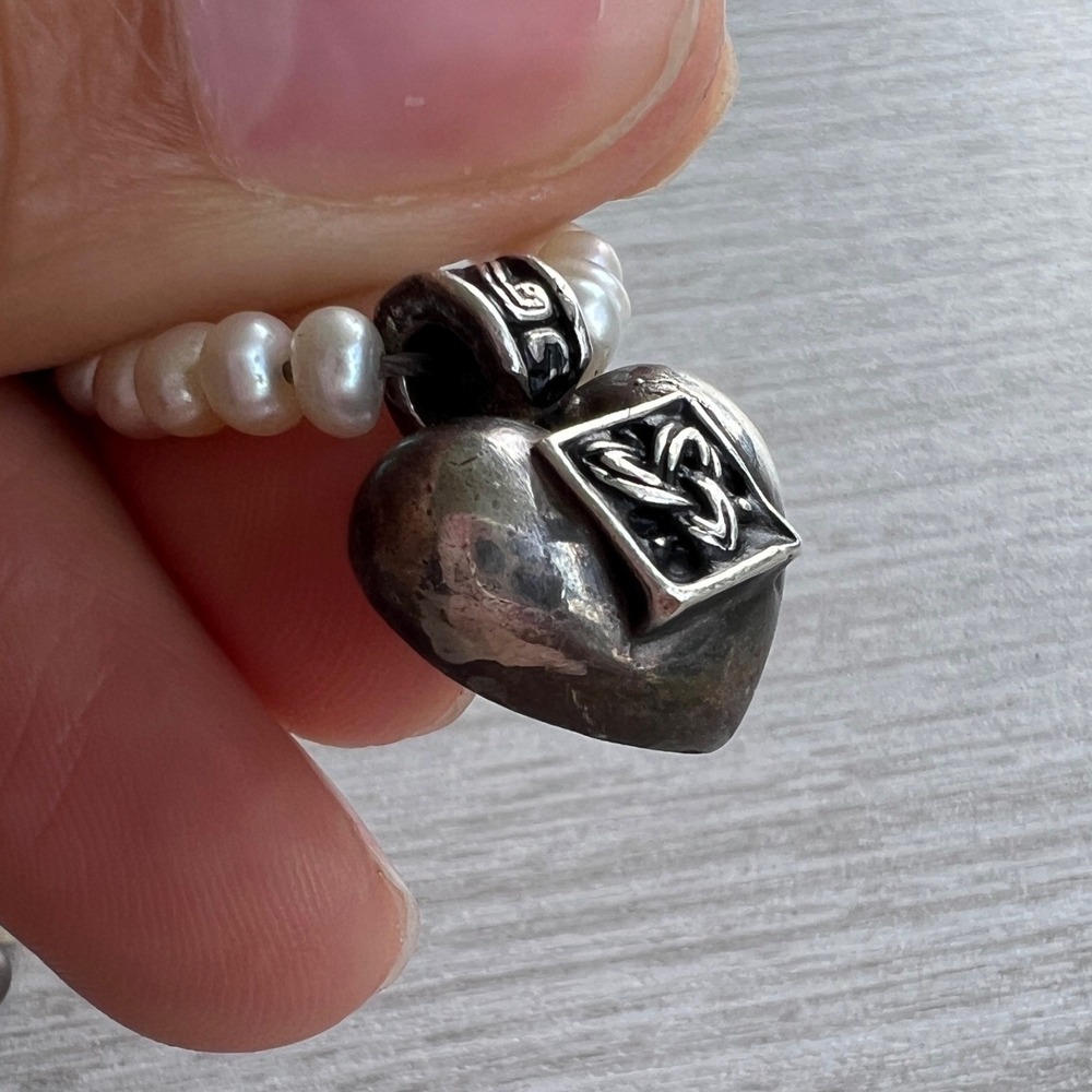 Sterling Silver Celtic Heart Freshwater Pearl Toggle Necklace White Iridescent - Picture 3 of 7